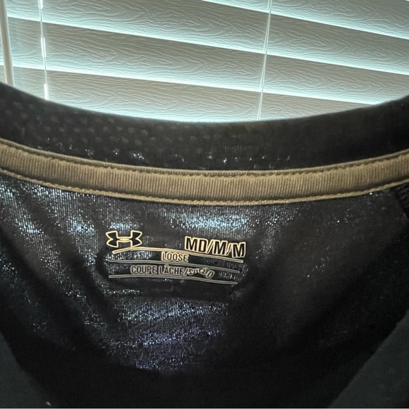 Under Armour Short Sleeve - Picture 7 of 9